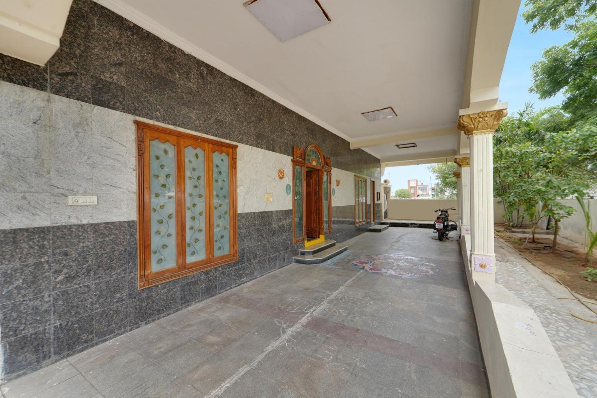 Collection O Mahika Homestay Tirupati Exterior foto